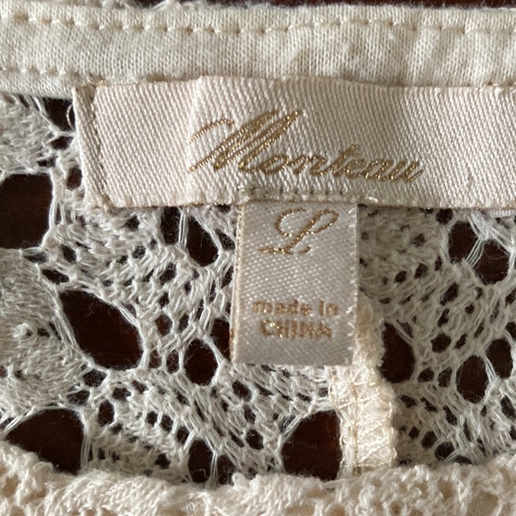 Size Large L Ivory lace top 3/4 sleeve - Picture 3 of 5